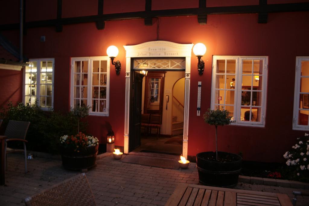 Hotel Aerohus Ærøskøbing Bagian luar foto